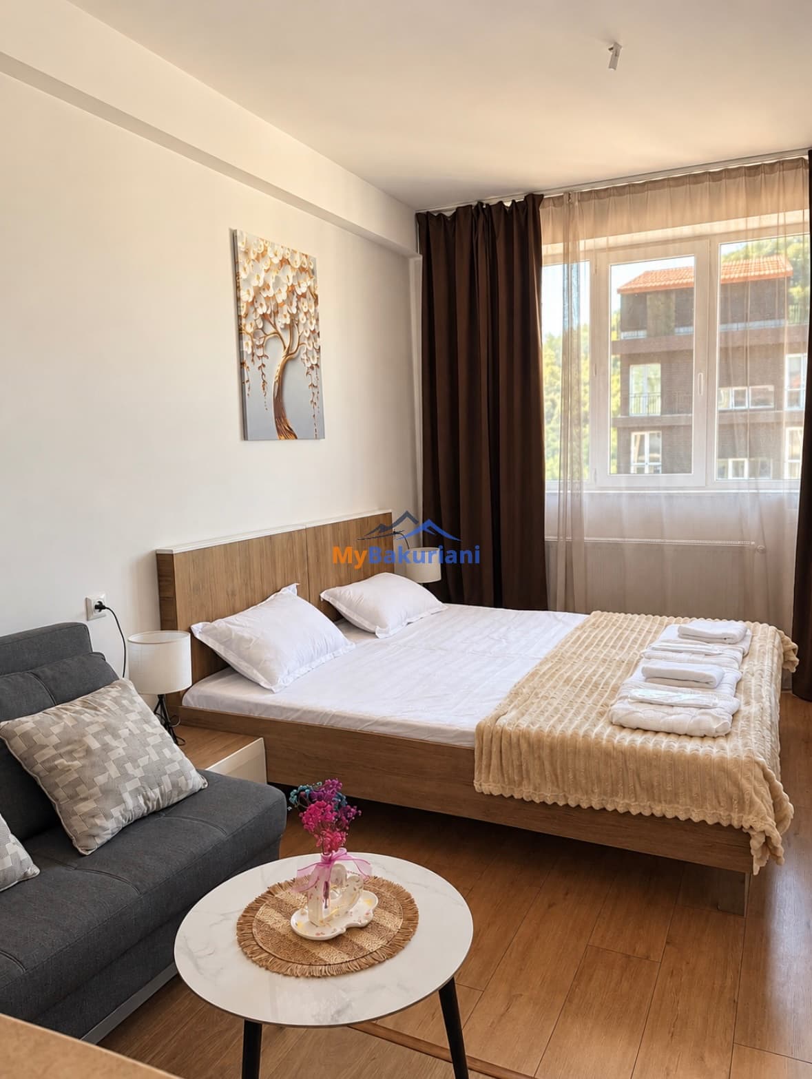 tribu apart hotel, დიდველზე სასტუმრო crystal გვერდით